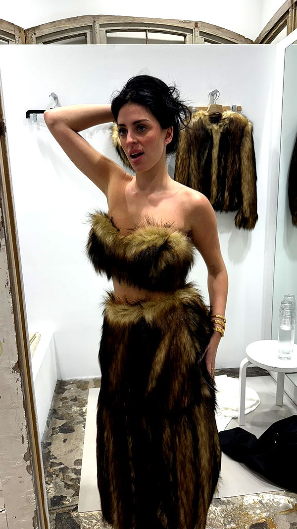 camilla_classy image ~ Altpins