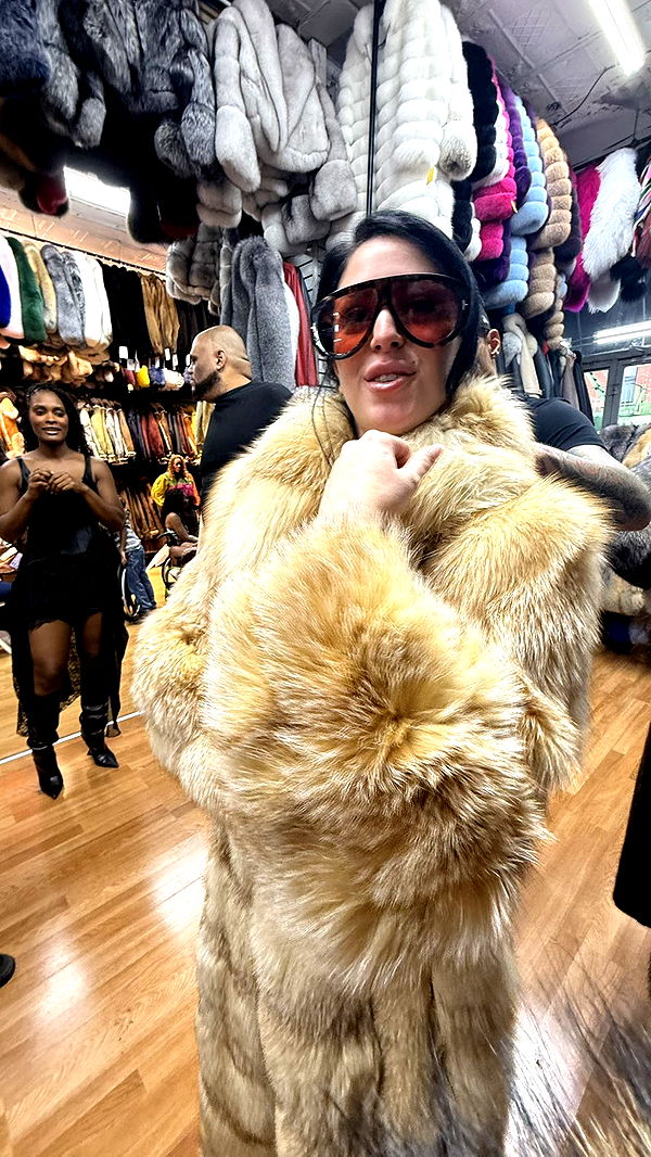 camilla_classy image ~ Altpins