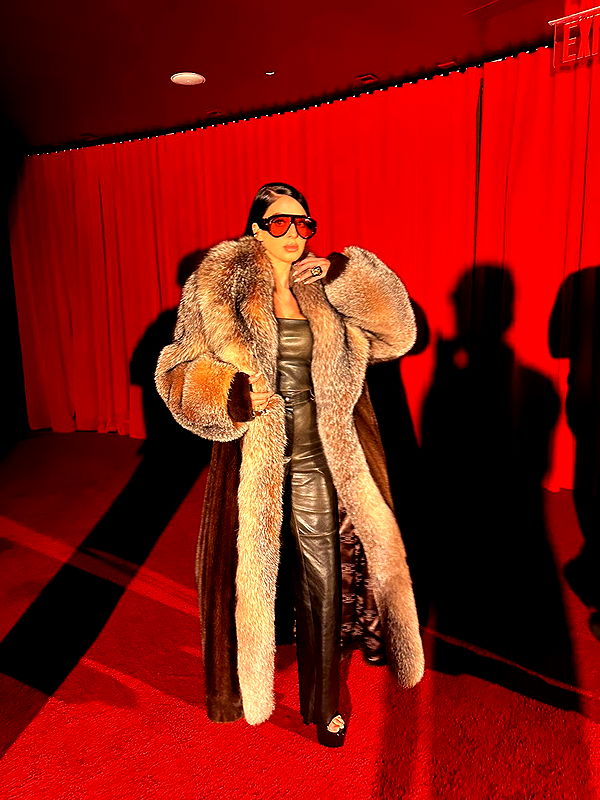 camilla_classy image ~ Altpins