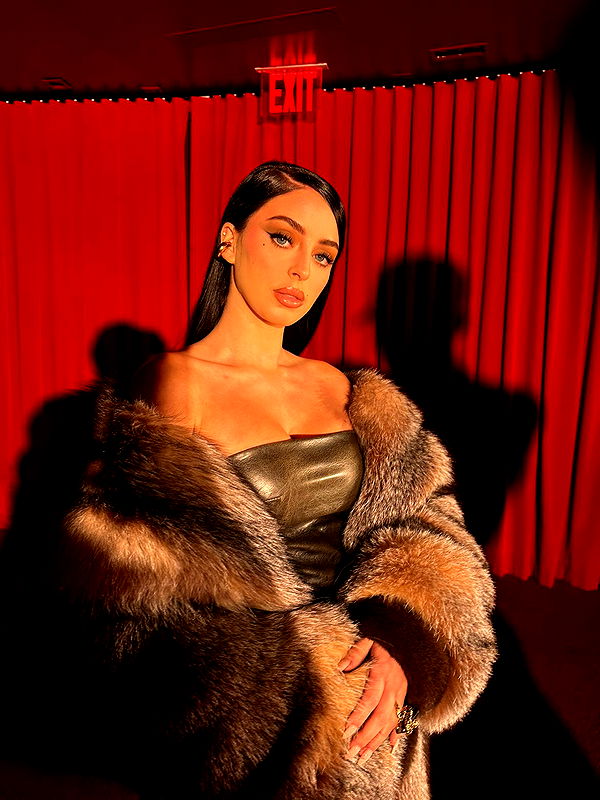 camilla_classy image ~ Altpins