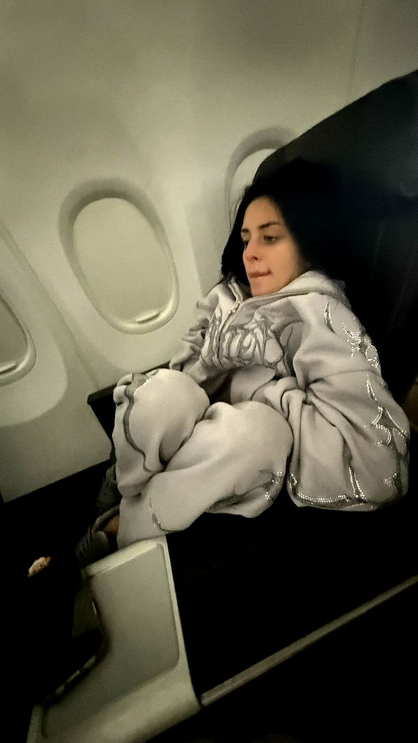 camilla_classy image ~ Altpins