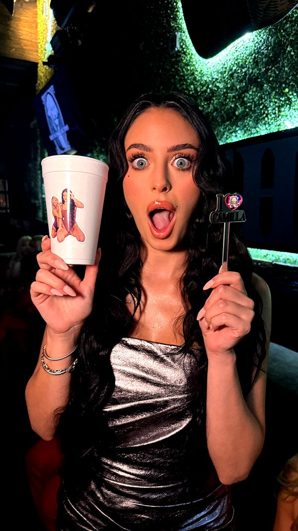 camilla_classy image ~ Altpins