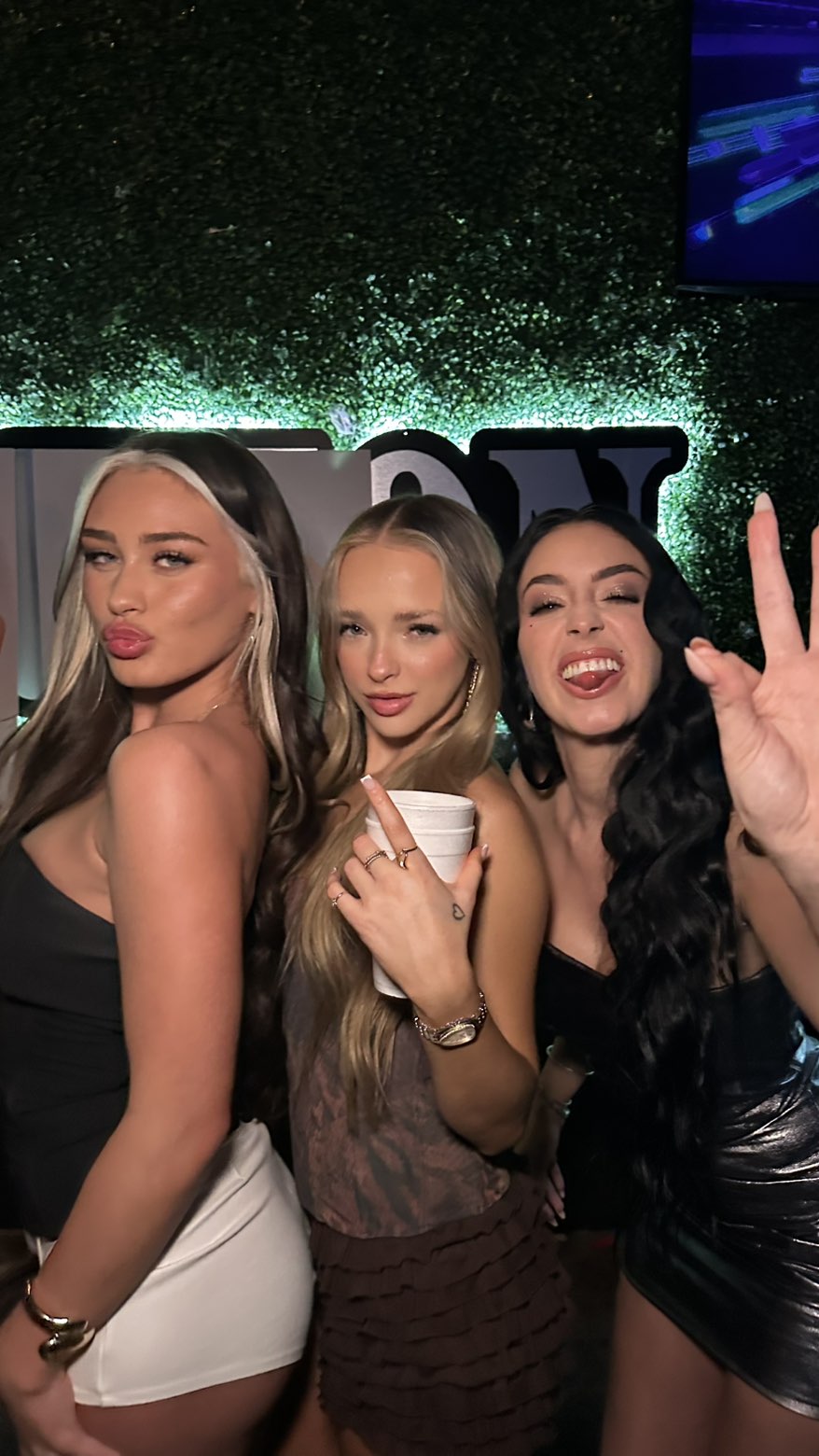 camilla_classy snapchat image archive image