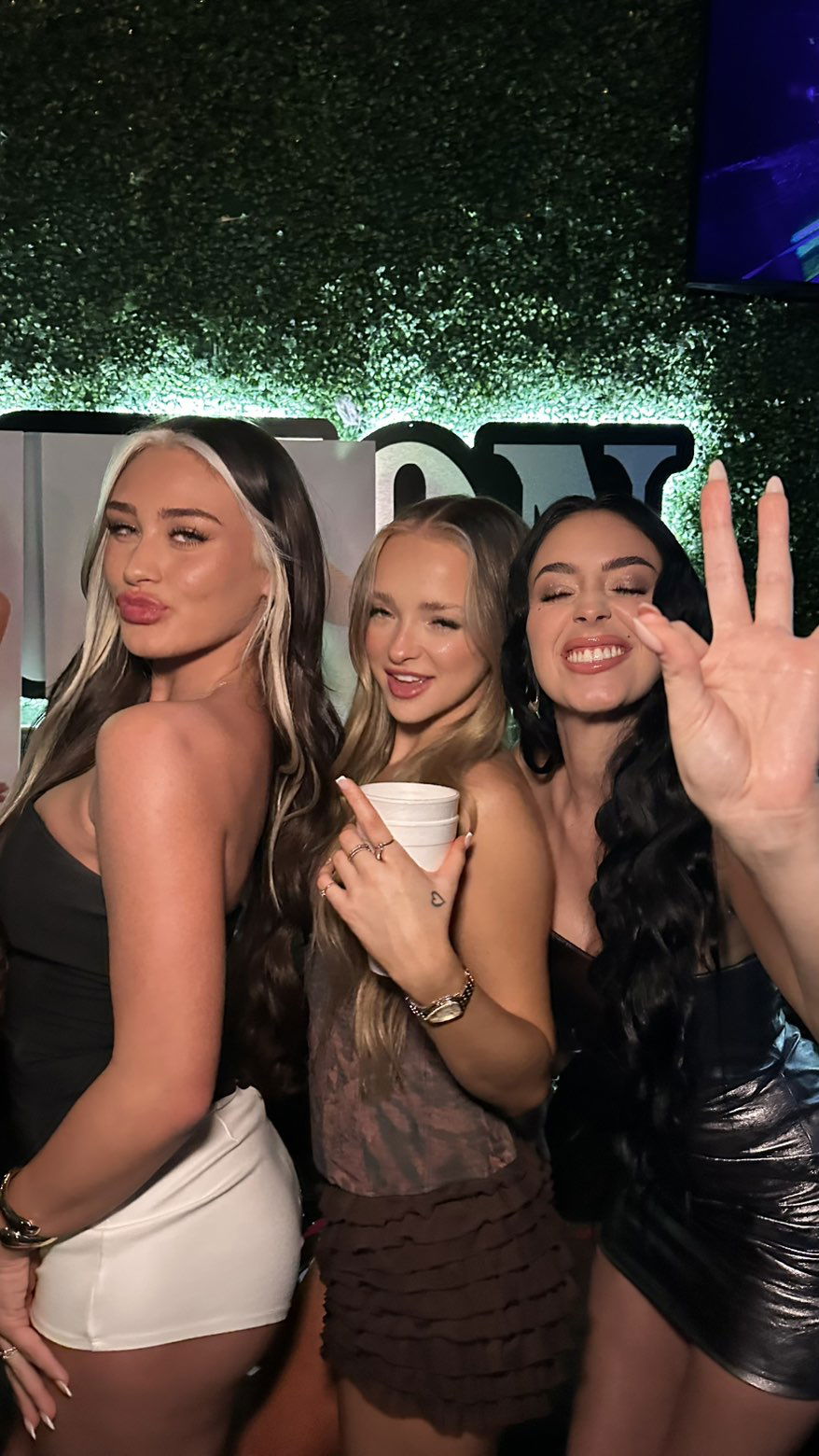 camilla_classy snapchat image archive image