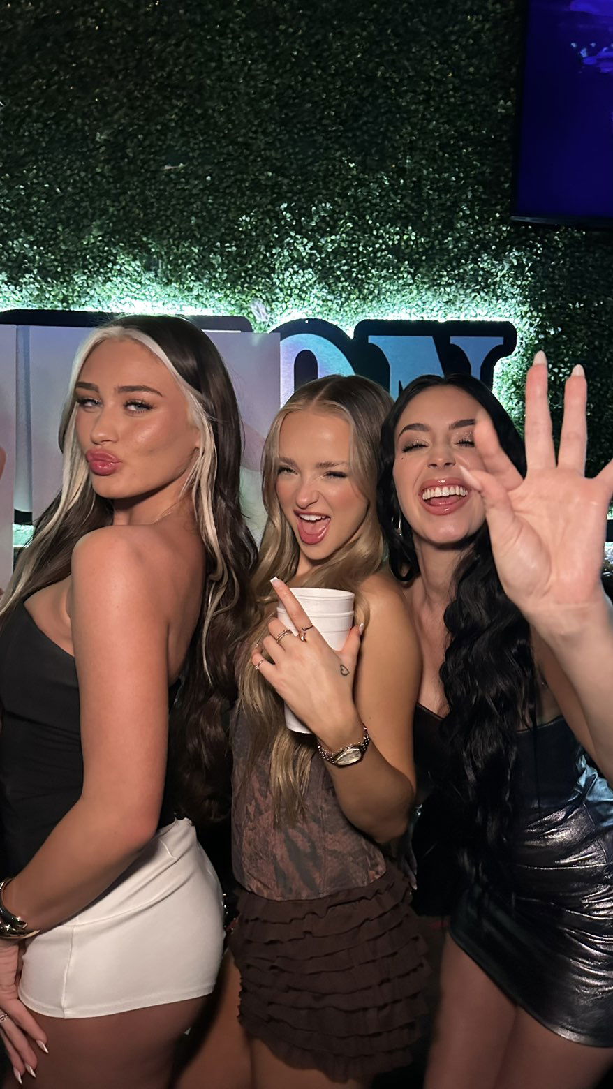 camilla_classy snapchat image archive image