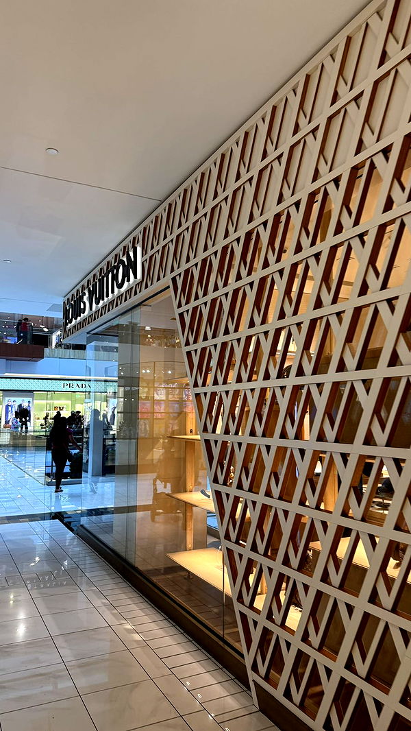 camilla_classy image ~ Altpins