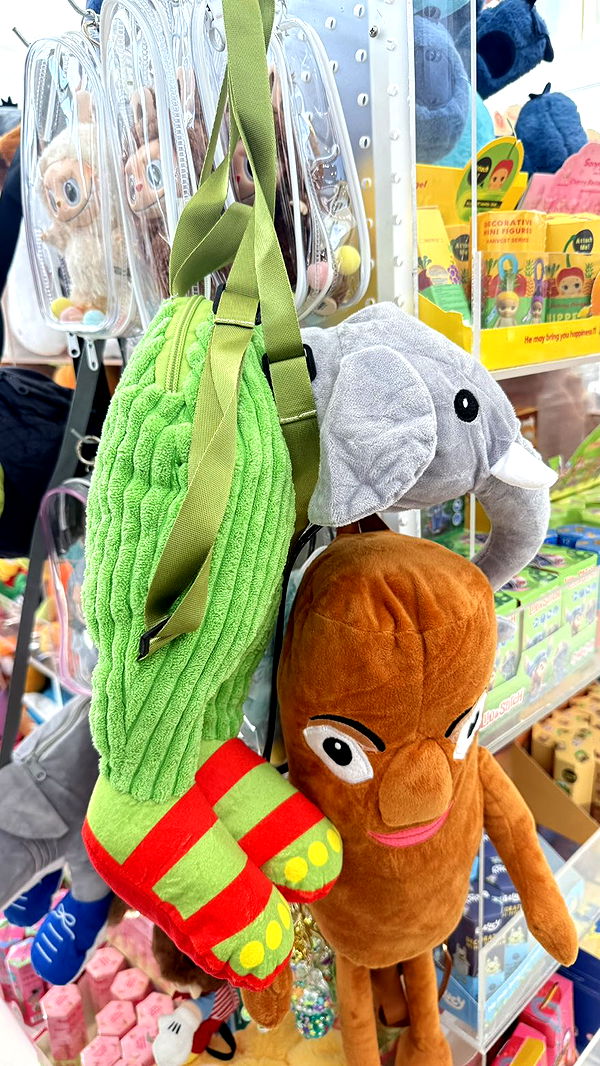 camilla_classy image ~ Altpins