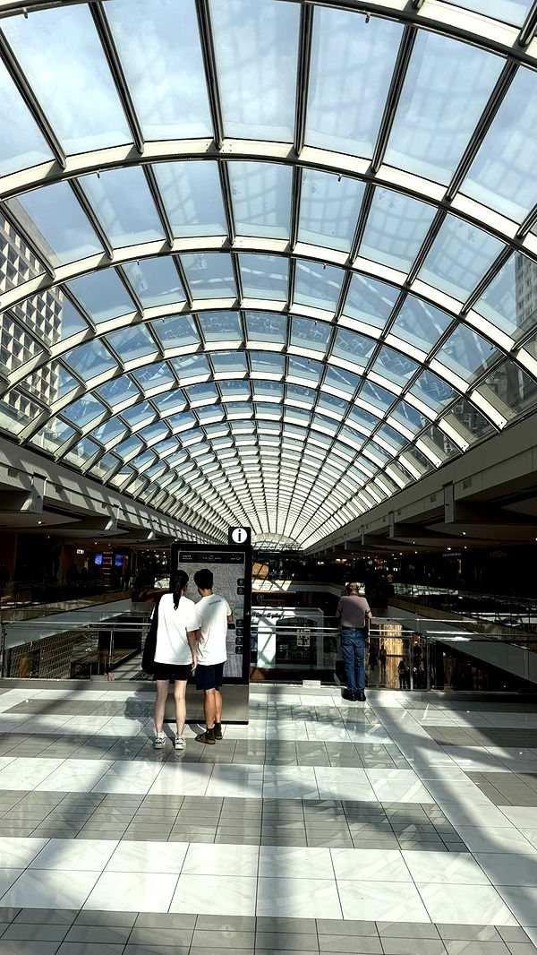 camilla_classy image ~ Altpins