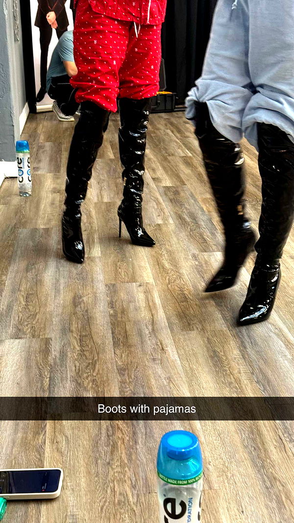 camilla_classy image ~ Altpins