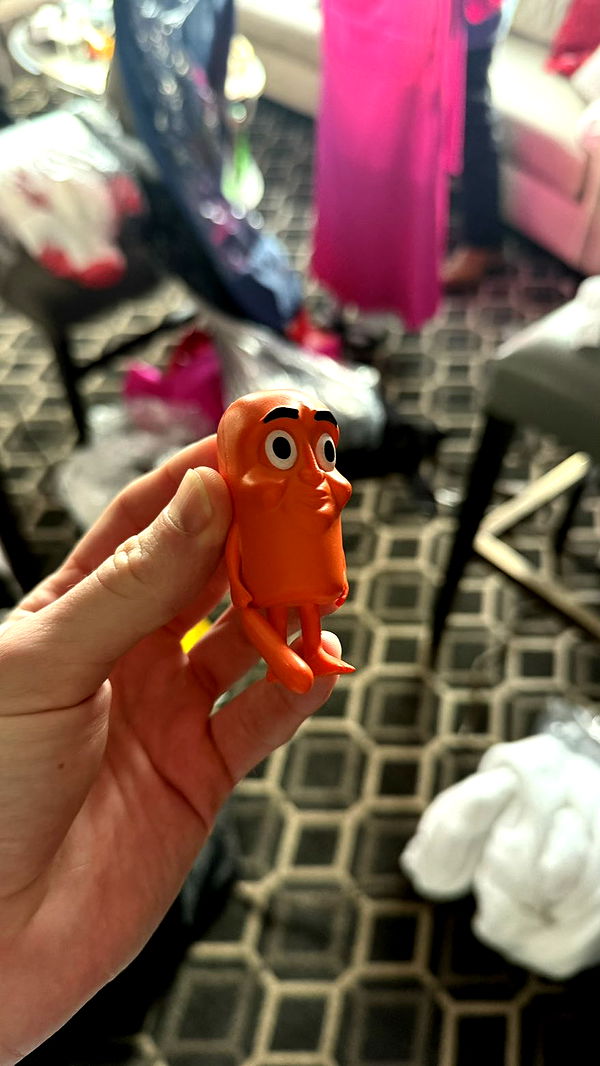 camilla_classy image ~ Altpins