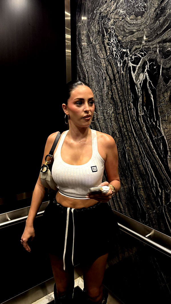 camilla_classy image ~ Altpins