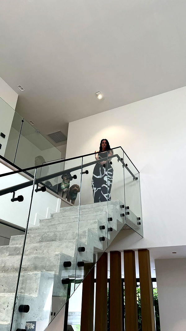 camilla_classy image ~ Altpins