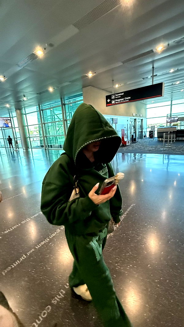 camilla_classy image ~ Altpins