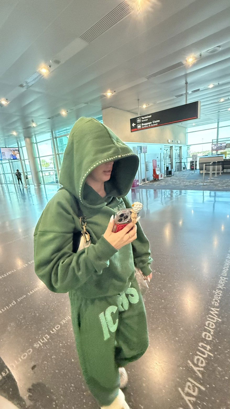 camilla_classy snapchat image archive image