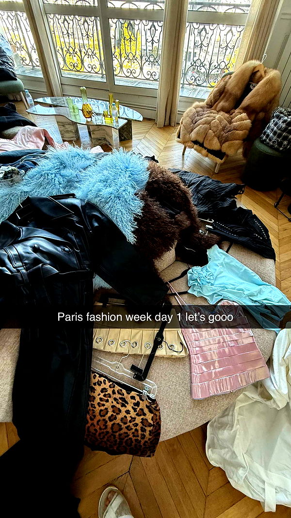 camilla_classy image ~ Altpins