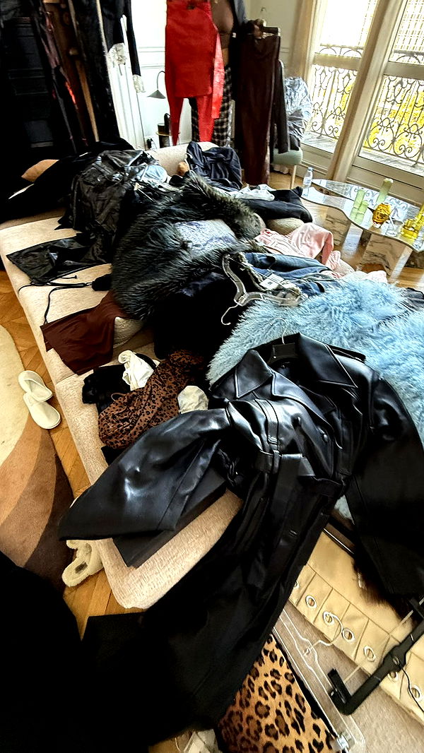 camilla_classy image ~ Altpins