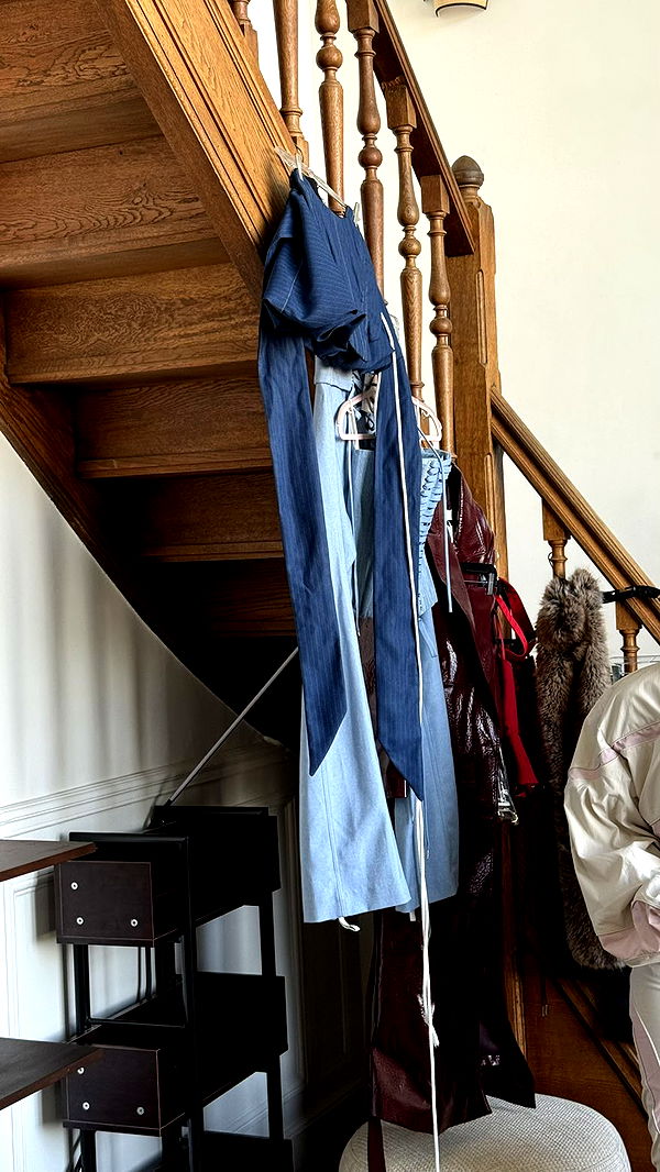 camilla_classy image ~ Altpins