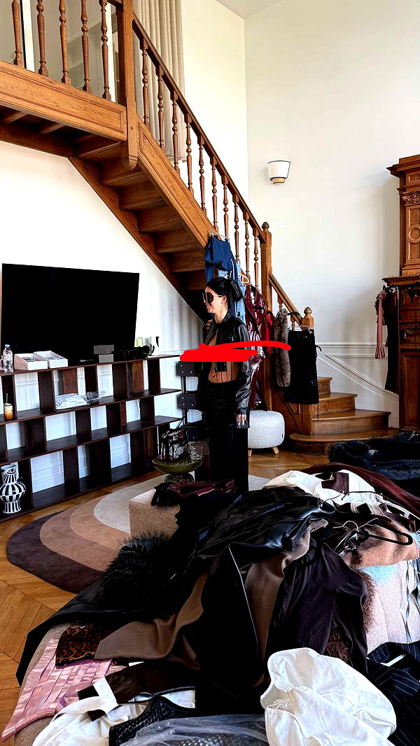 camilla_classy image ~ Altpins