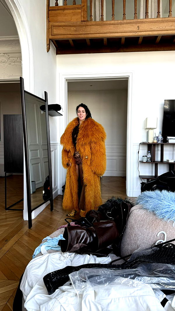 camilla_classy image ~ Altpins