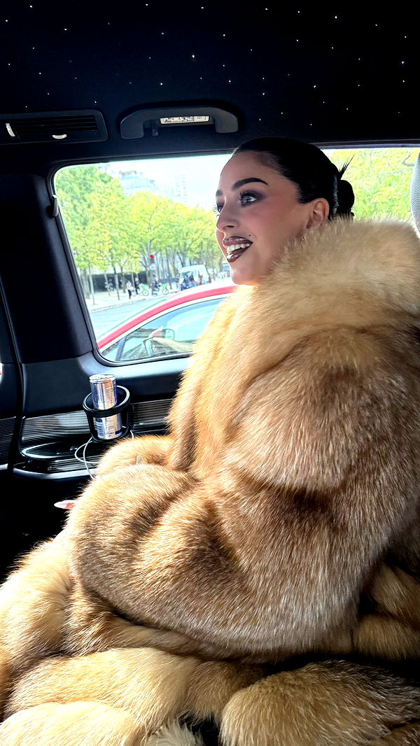 camilla_classy image ~ Altpins