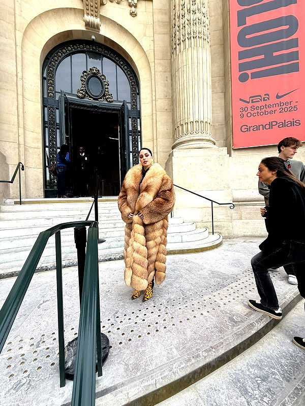 camilla_classy image ~ Altpins