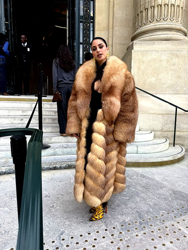 camilla_classy image ~ Altpins