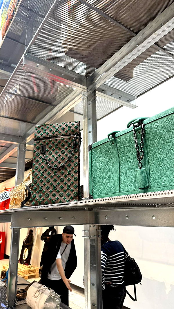 camilla_classy image ~ Altpins