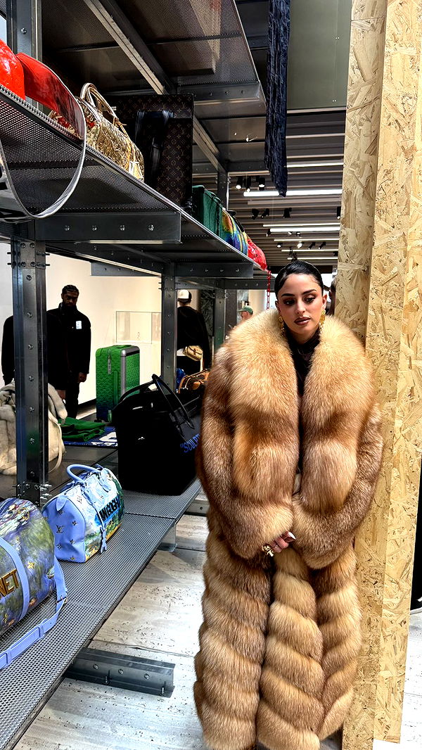 camilla_classy image ~ Altpins