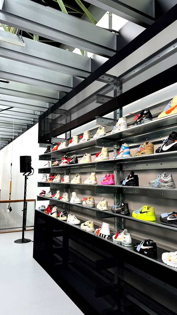 camilla_classy image ~ Altpins