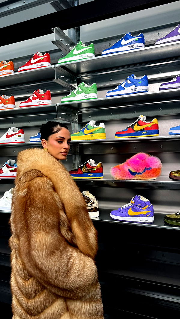 camilla_classy image ~ Altpins