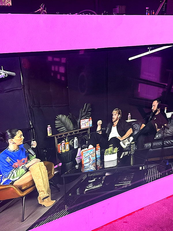 camilla_classy image ~ Altpins