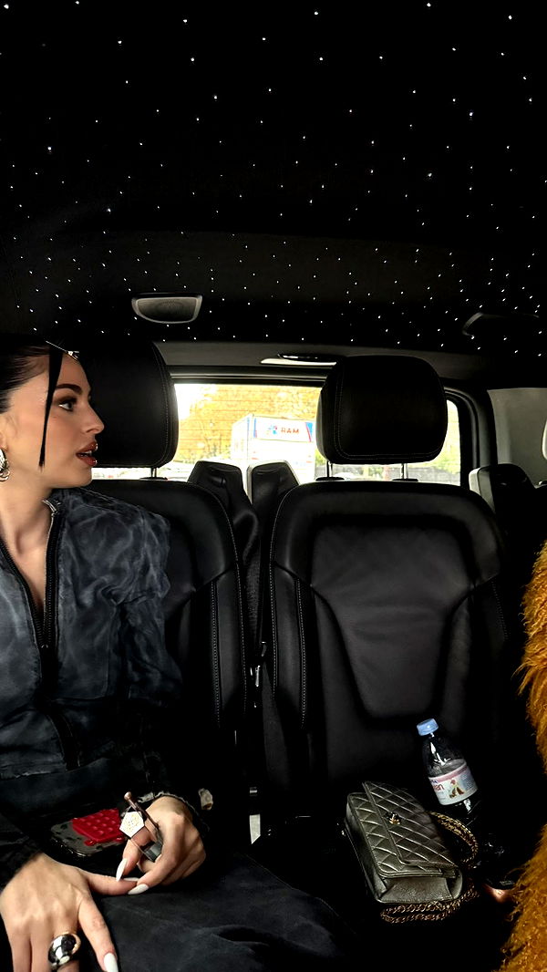 camilla_classy image ~ Altpins