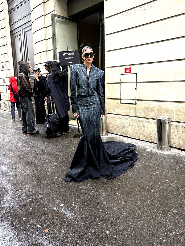 camilla_classy image ~ Altpins