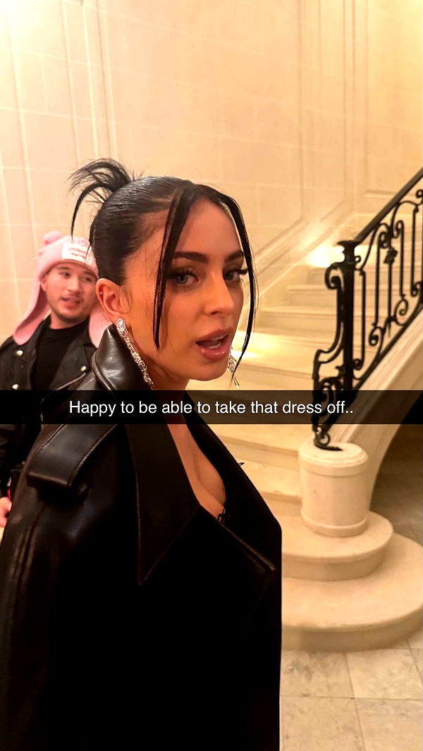 camilla_classy image ~ Altpins