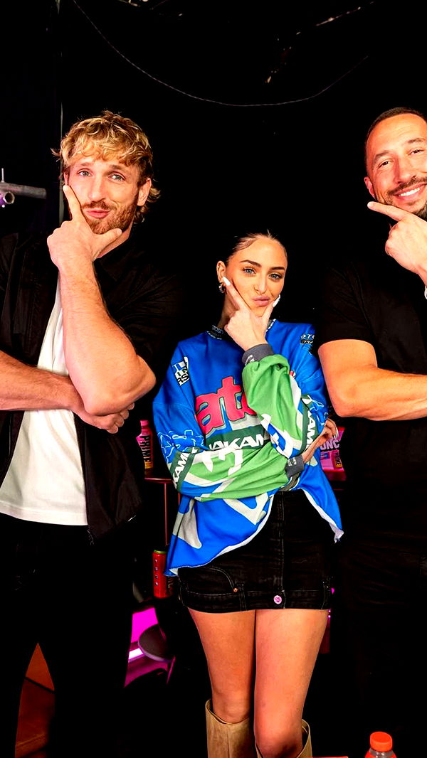 camilla_classy image ~ Altpins