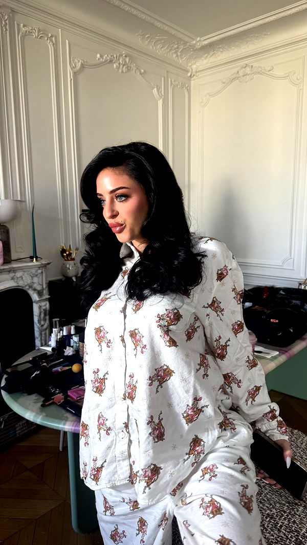 camilla_classy image ~ Altpins