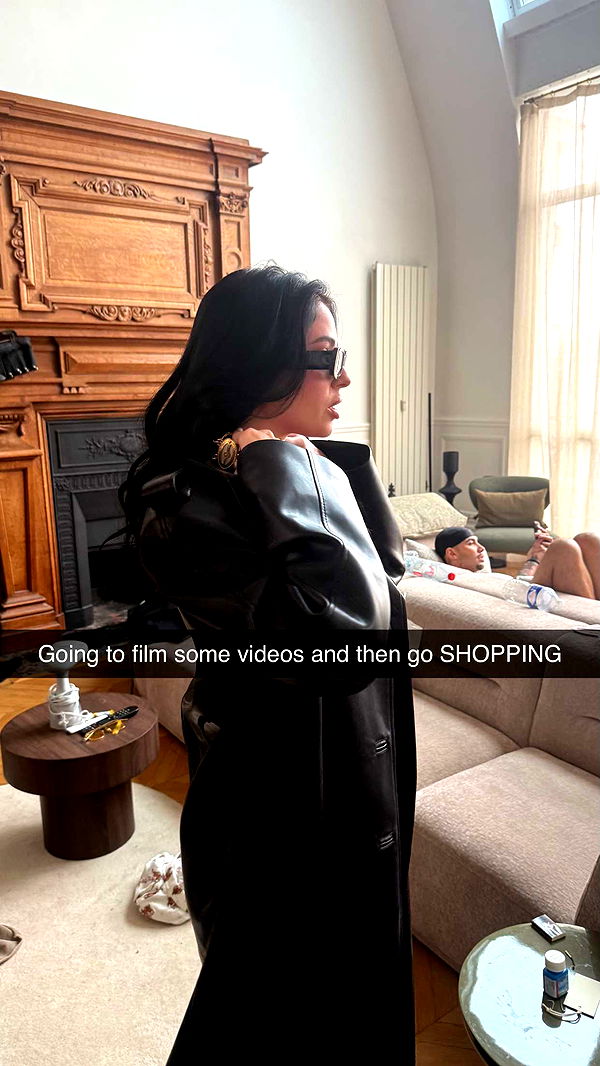 camilla_classy image ~ Altpins