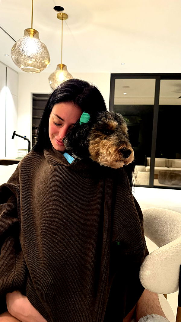 camilla_classy image ~ Altpins