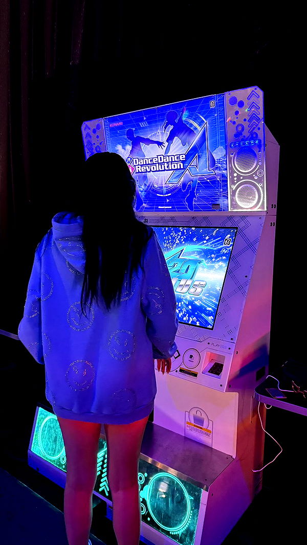 camilla_classy image ~ Altpins