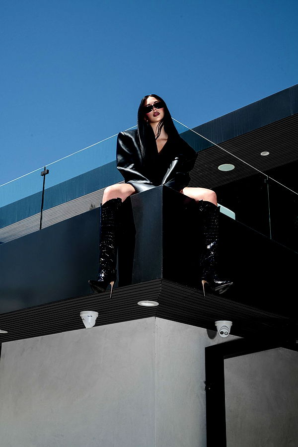 camilla_classy image ~ Altpins