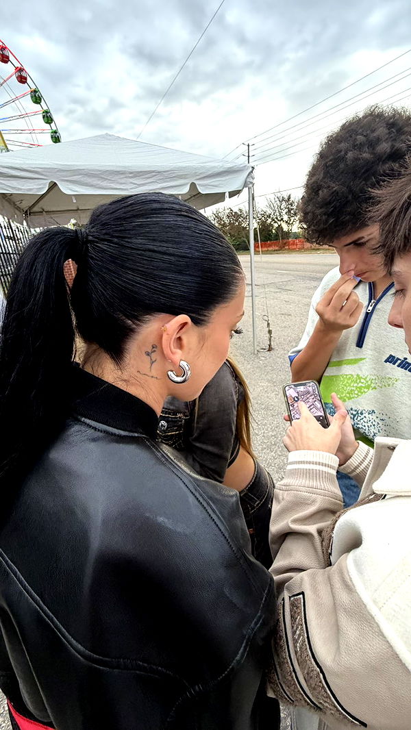 camilla_classy image ~ Altpins