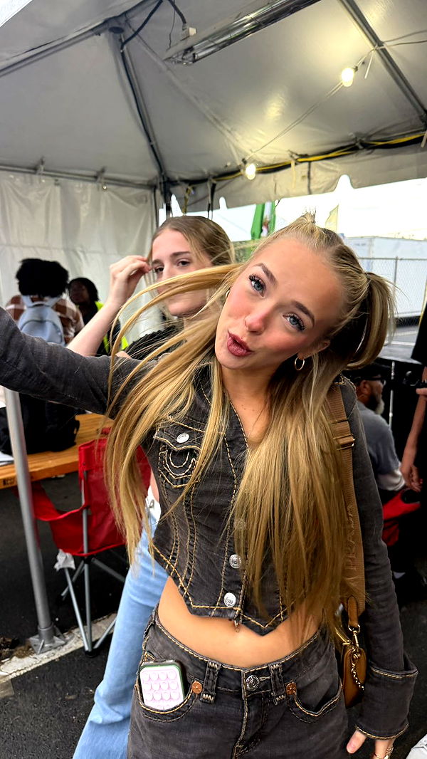 camilla_classy image ~ Altpins