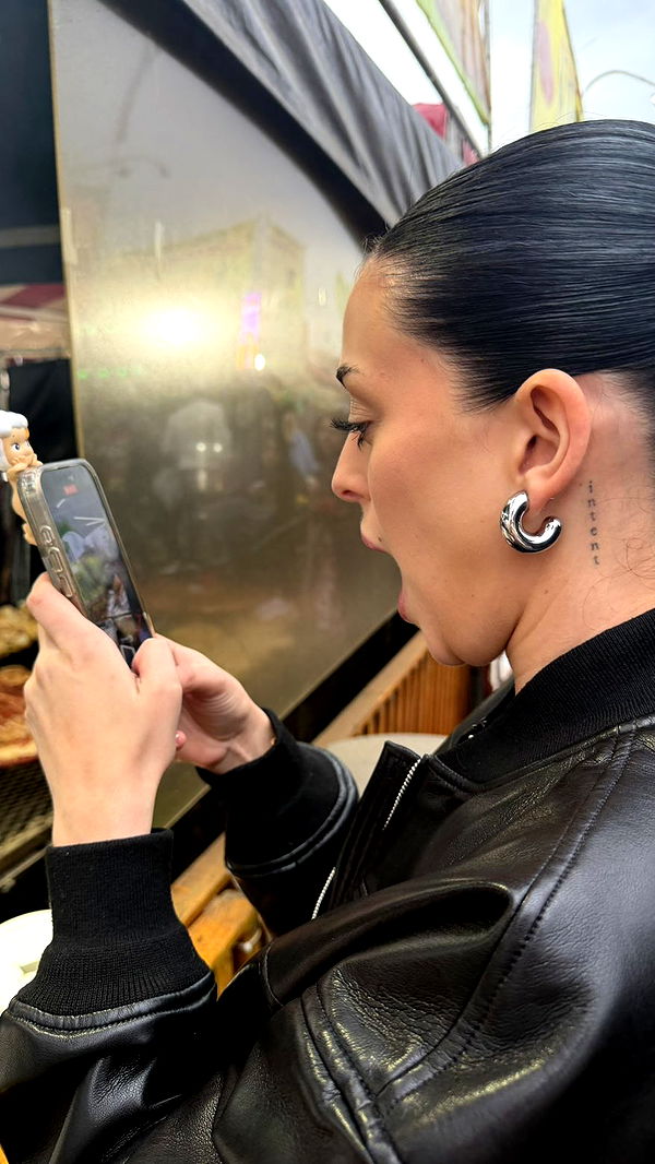 camilla_classy image ~ Altpins