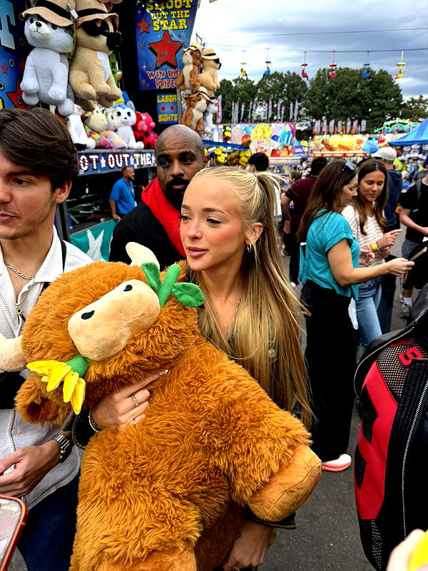 camilla_classy image ~ Altpins