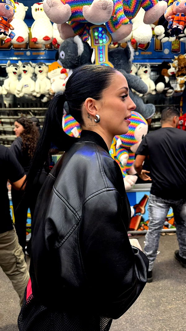 camilla_classy image ~ Altpins