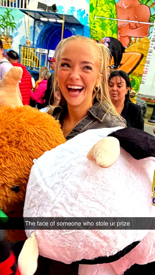 camilla_classy image ~ Altpins