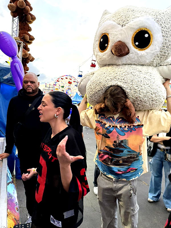 camilla_classy image ~ Altpins