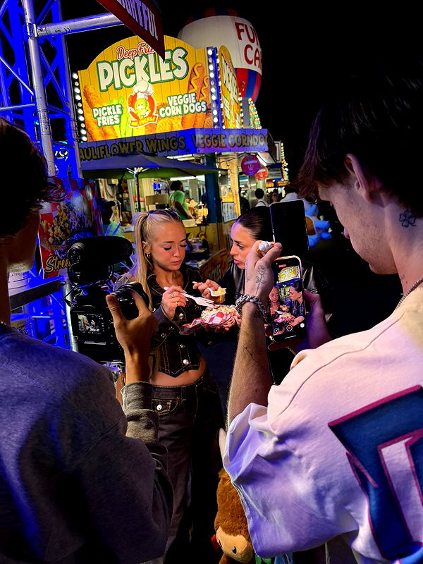 camilla_classy image ~ Altpins