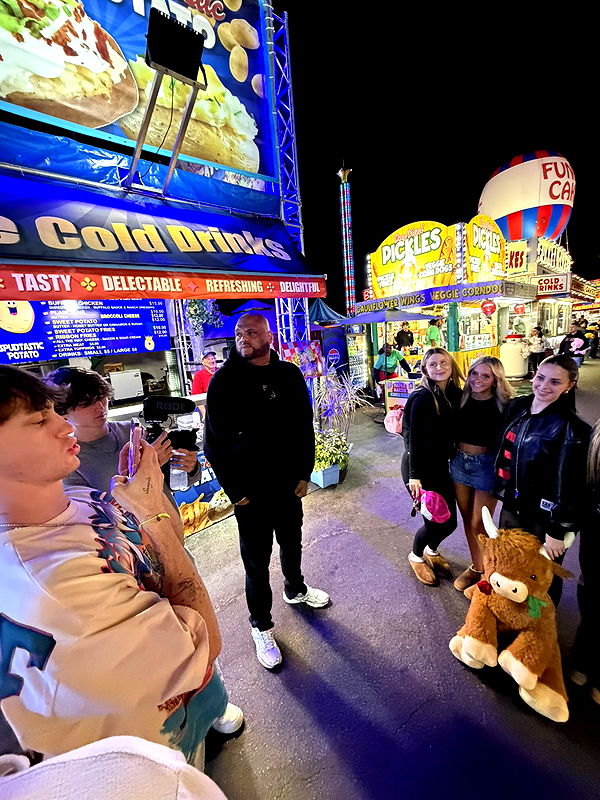 camilla_classy image ~ Altpins