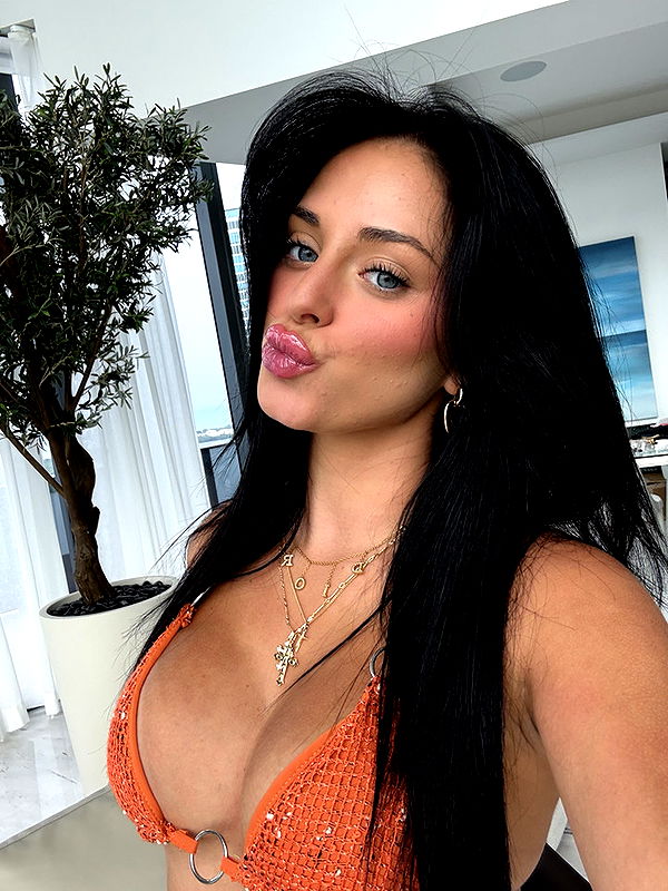 camilla_classy image ~ Altpins